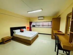 SERISIAM Family Room - Ban Rai