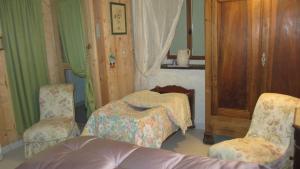 Maisons de vacances Maison sans mitoyennete 760 m d-altitude pour 6 personnes sur grand terrain non clos : photos des chambres