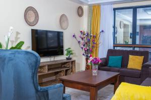 Kaisa Gardens, Home away from home