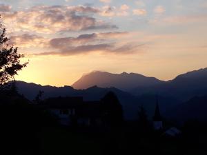 Tipi Zelt mit Bergsicht