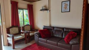 White Passiflora - Private Jacuzzi