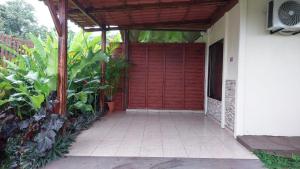 White Passiflora - Private Jacuzzi