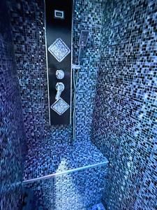Appartements Le Topaze - Spa & Jacuzzi : photos des chambres