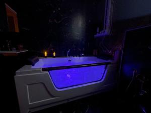 Classy Stay steps US Embassy Four Season Hotel