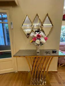 Classy Stay steps US Embassy Four Season Hotel