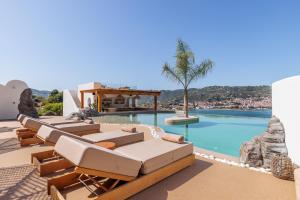 Evlalia Studios & Villas