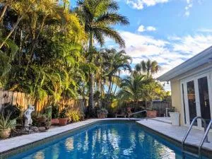 Tropical Escape with Private Heated Pool - Juno Beach