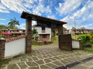 RANCHO SAN LUIS, Páramo - Páramo