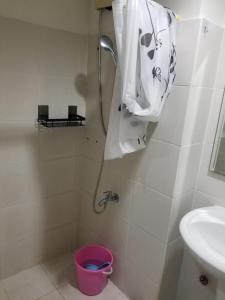 SEA RESIDENCES AFFORDABLE STAYCATIONs