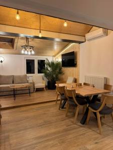 GÓRALÓWKA - Radawa