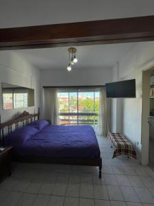 Monoambiente con balcón zona Güemes!