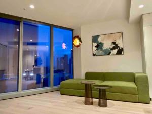 Fitz Above - 2BR CBD Sky Retreat