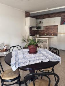 Tico Experience in a Family-Friendly Neighborhood