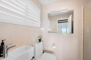 Ocean Oasis - Panoramic Sea Views - BYO Linen
