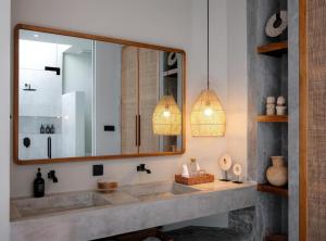 SUKU Villas - Selong Belanak