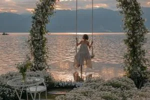 大理听花岛海景花园酒店 - da