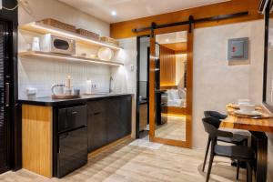 Cozy Tiny Home with Outdoor Hot Tub in City Center