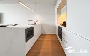 Marina Vista - Waterfront Apartment