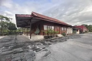 Annet Homestay - Srumbung