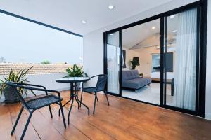 Luxury Pool Villa Pattaya Center C8 - 4 Bedroom