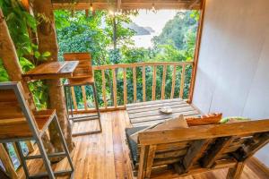 Bayview Apartment with Balcony