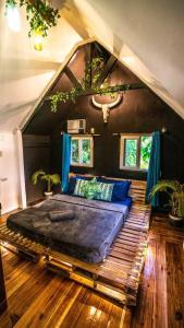 Bayview Apartment with Balcony