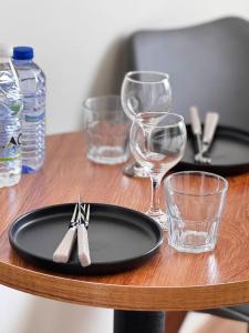 Smart Comfort RoomN8 with Balcony Private Bathroom in best Location Beach 250m