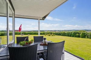 Awesome Home In Ebeltoft With 3 Bedrooms And Internet