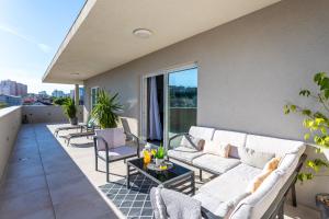 Luxury penthouse Papic with jacuzzi & the view