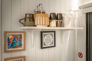 Hunters Inn by Tiny Away