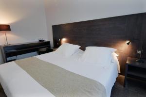 Hotels Hotel Ronsard : photos des chambres