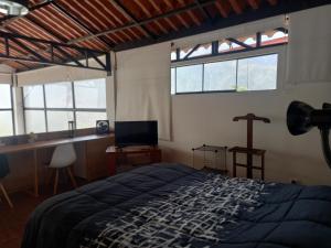 CASA DE CAMPO CON PISCINA EN COCACHACRA HUAROCHIRI SOL TODO EL AÑo