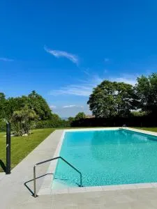 Amazing lake view with two swimming pools near beach - Soiano del Lago