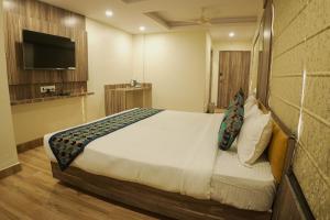 Hotel Grand Residency