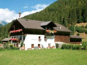 Loderhof Sand in Taufers - Acereto