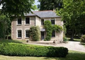 Trinity Farmhouse - Stunning House & Gardens! - Daglingworth