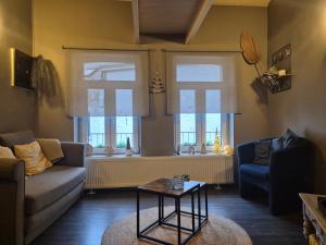 Studio AU CENTRE de Chimay, arrivee autonome