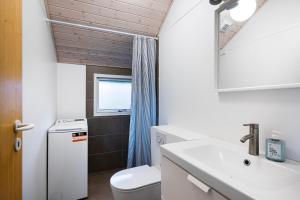 Charming, Well-Maintained Holiday Home On A Secluded Nature Plot At The End Of A Quiet Lane