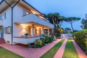Regina Beach Villa, by the beach in Marina di Pietrasanta
