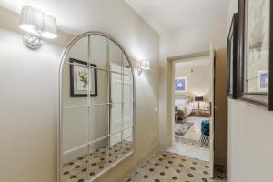 Vissi D Arte an Apartment with Garden