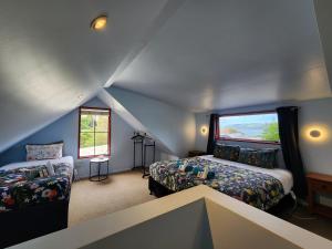 A Stones Throw From Town A-Frame