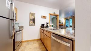 Juniper Springs Lodge #246 condo