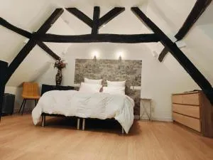 Château Compiegne Duplex et parking - 皮埃尔丰