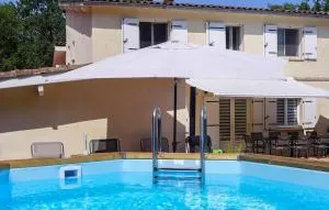 Nice Home In Monclar De Quercy - Albias