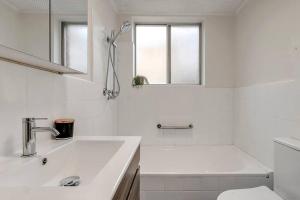 The 2 Bedroom Hurstville Haven