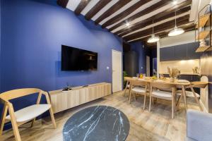 Beautiful fully renovated apartment - Near Paris