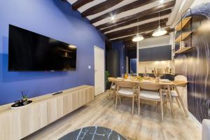 Beautiful fully renovated apartment - Near Paris