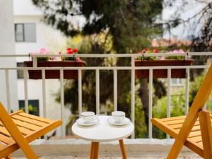 Bright Cozy Stacked Home Ideally Located n Kadikoy