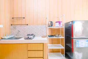 Comfortable and Tidy Studio at Dave Apartment By Travelio