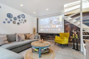 Luxury apartment in farmhouse near Amsterdam